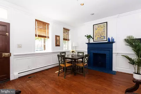 Dining - 525 S Sharp St, Baltimore, MD 21201 photo 2 of 3