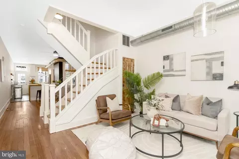 845 Wellington St, Baltimore, MD 21211