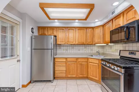 3816 10th St, Baltimore, MD 21225 photo 9