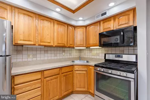 3816 10th St, Baltimore, MD 21225 photo 10