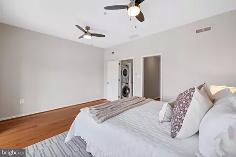 Bedroom - 534 Canton Ct, Baltimore, MD 21224 photo 3 of 4