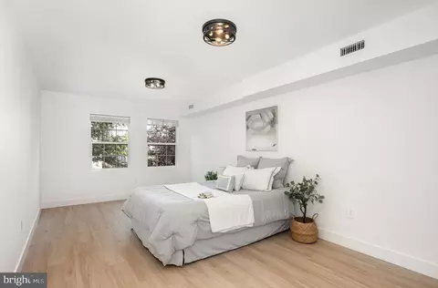 Bedroom - 115 S Regester St, Baltimore, MD 21231 photo 1 of 6