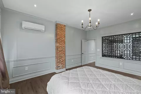 Bedroom - 420 E Biddle St, Baltimore, MD 21202 photo 3 of 4