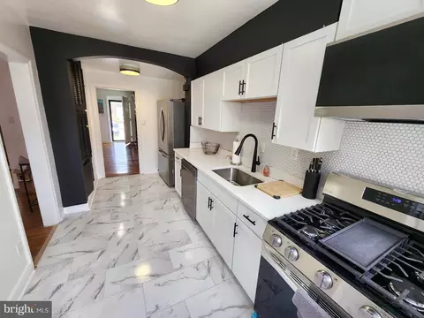 2314 Koko Ln, Baltimore, MD 21216 photo 10