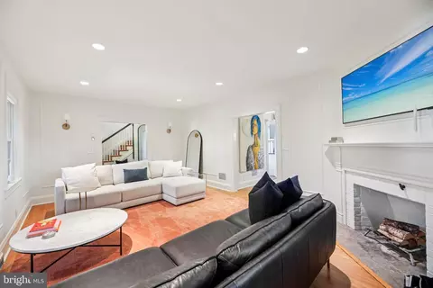 Other - 5007 Greenleaf Rd, Baltimore, MD 21210 photo 3 of 10