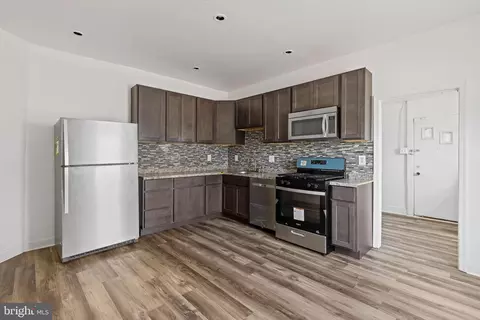 Entry Way - 3600 Frederick Ave, Baltimore, MD 21229 photo 1 of 3
