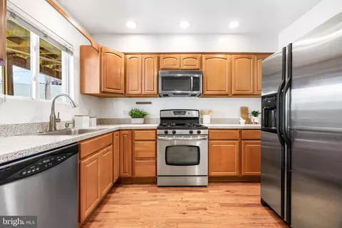 Kitchen - 1113 Haubert St, Baltimore, MD 21230 photo 2 of 3