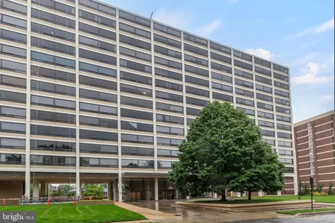 4000 N Charles St #905, Baltimore, MD 21218