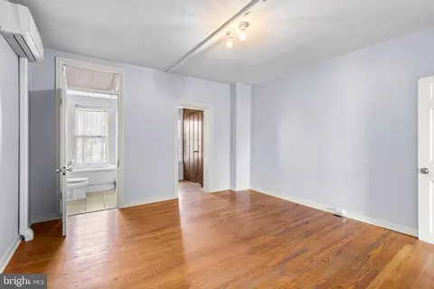 Bedroom - 3602 Hooper Ave, Baltimore, MD 21211 photo 2 of 3