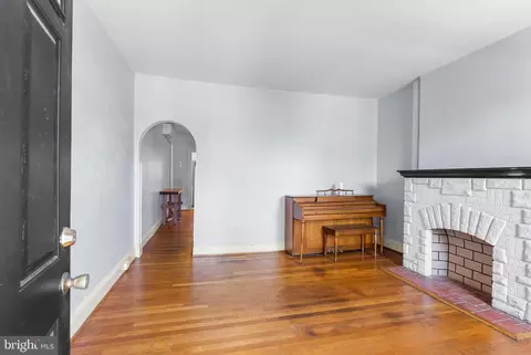 Living - 3602 Hooper Ave, Baltimore, MD 21211 photo 1 of 4