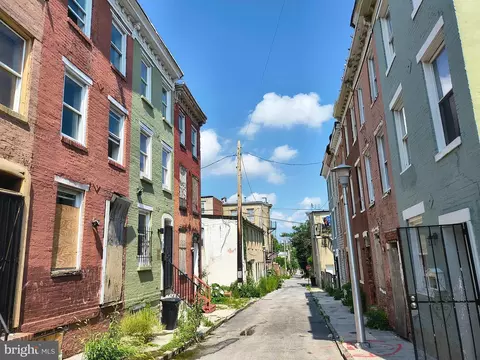 1712 Lemmon St, Baltimore, MD 21223 photo 2
