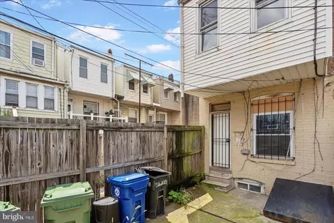 Exterior - 2828 E Monument St, Baltimore, MD 21205 photo 4 of 5