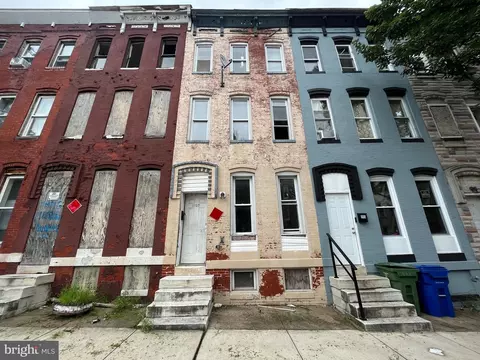 1117 N Carey St, Baltimore, MD 21217