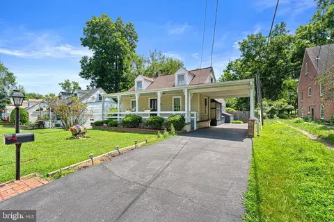 2605 Taney Rd, Baltimore, MD 21209 photo 2