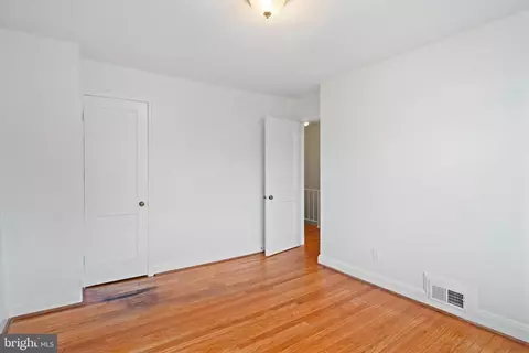 Bedroom - 840 Evesham Ave, Baltimore, MD 21212 photo 3 of 3
