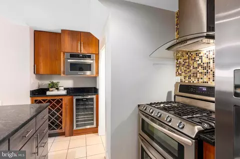 5802 Clearspring Rd, Baltimore, MD 21212 photo 11