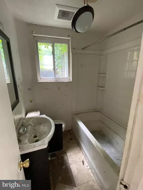 2239 Annapolis Rd, Baltimore, MD 21230 photo 7
