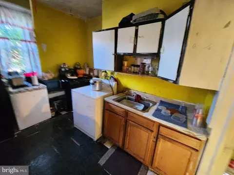 2600 Quantico Ave, Baltimore, MD 21215 photo 9