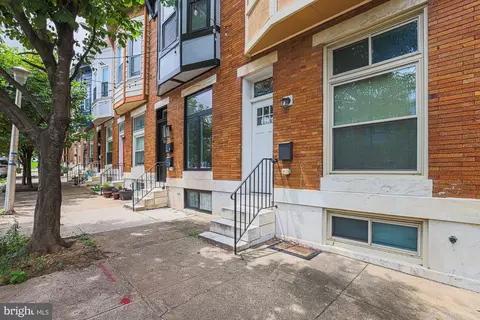 122 S Potomac St, Baltimore, MD 21224