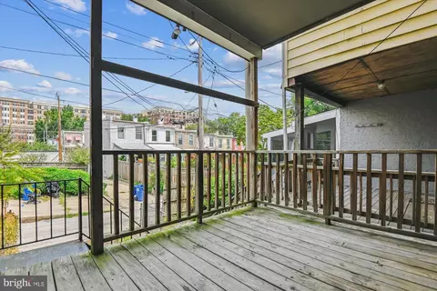 Exterior - 852 W 37th St, Baltimore, MD 21211 photo 5 of 6