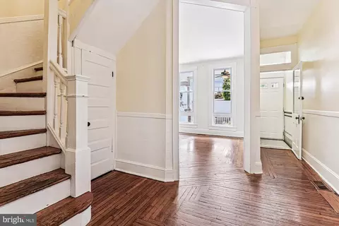 Entry Way - 852 W 37th St, Baltimore, MD 21211 photo 1 of 3
