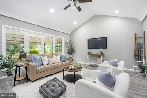 3910 The Alameda, Baltimore, MD 21218