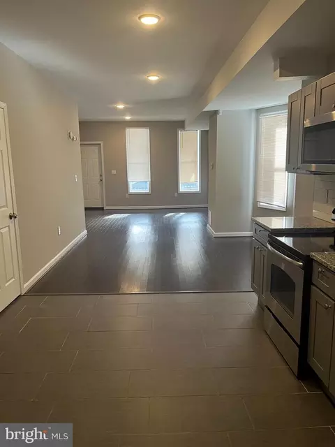 Entry Way - 608 Mccabe Ave, Baltimore, MD 21212 photo 2 of 2