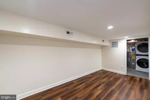 123 E Cross St, Baltimore, MD 21230 photo 32