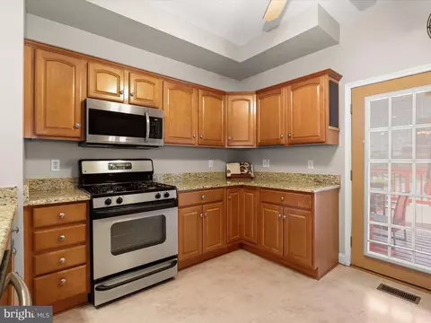 832 S Conkling St, Baltimore, MD 21224 photo 12