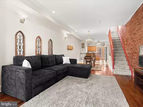 832 S Conkling St, Baltimore, MD 21224 photo 4