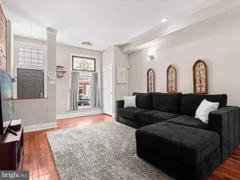 832 S Conkling St, Baltimore, MD 21224 photo 5
