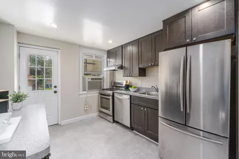 Other - 420 E Cross St E, Baltimore, MD 21230 photo 5 of 12