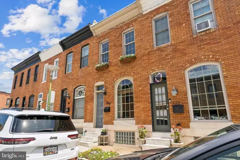 709 S Curley St, Baltimore, MD 21224
