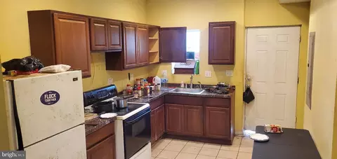 Undisclosed, Baltimore, MD 21216 photo 11