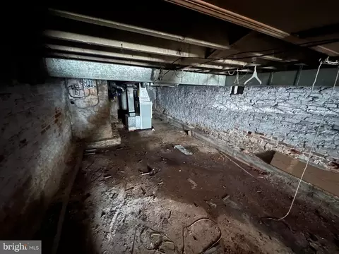 Entry Way - 1007 Appleton St, Baltimore, MD 21217 photo 3 of 3