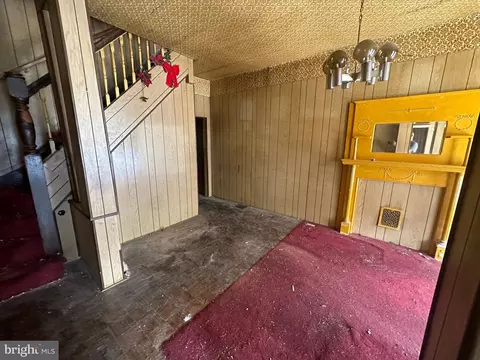 Entry Way - 1007 Appleton St, Baltimore, MD 21217 photo 1 of 3