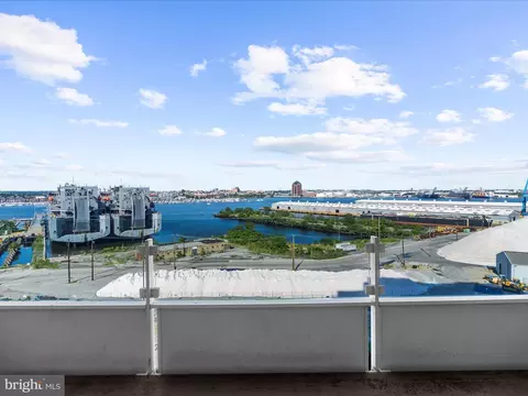 View/Area - 1200 Steuart St #913, Baltimore, MD 21230 photo 3 of 13