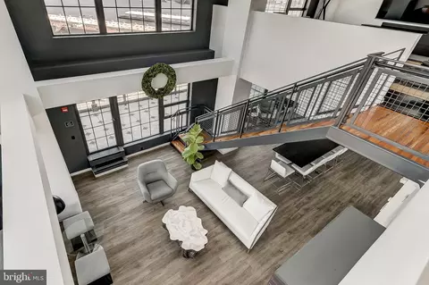 Living - 1200 Steuart St #913, Baltimore, MD 21230 photo 13 of 14