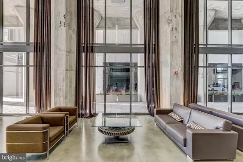 Living - 1200 Steuart St #913, Baltimore, MD 21230 photo 11 of 14