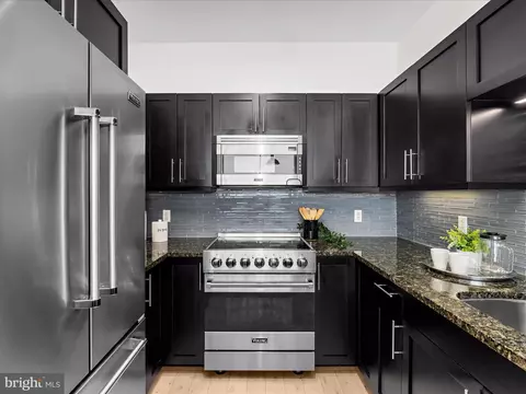 Kitchen - 1200 Steuart St #913, Baltimore, MD 21230 photo 2 of 4