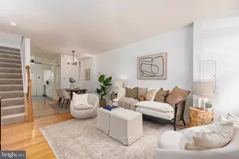 2213 Essex St, Baltimore, MD 21231