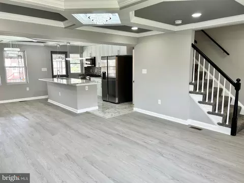Entry Way - 3506 Elmora Ave, Baltimore, MD 21213 photo 1 of 1