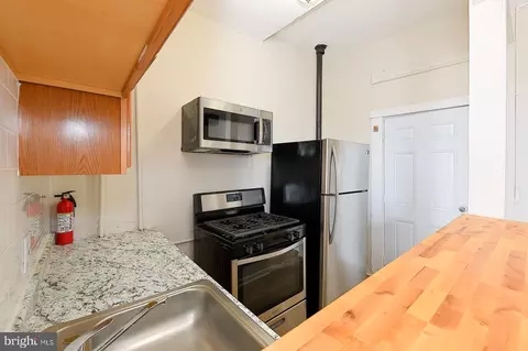 Kitchen - 1908 Mcculloh St, Baltimore, MD 21217 photo 4 of 4