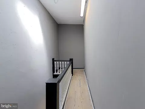 Entry Way - 1908 Mcculloh St, Baltimore, MD 21217 photo 5 of 6