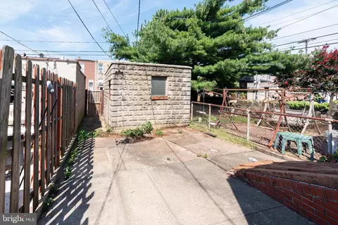 Exterior - 402 Drew St, Baltimore, MD 21224 photo 2 of 2
