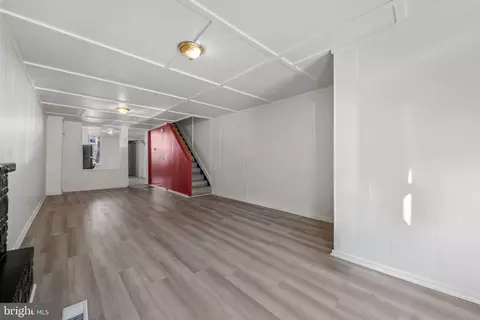 220 N Luzerne Ave, Baltimore, MD 21224 photo 9
