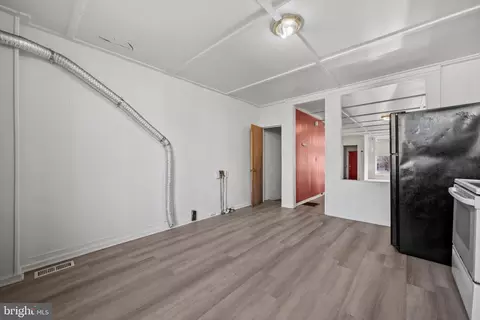 220 N Luzerne Ave, Baltimore, MD 21224 photo 19