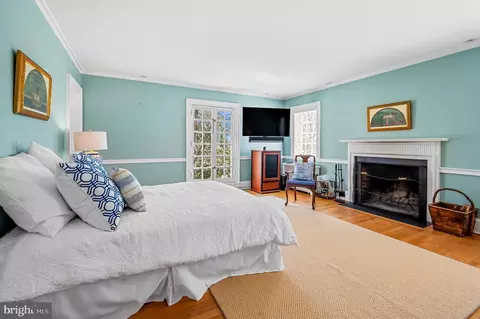 Bedroom - 217 Wendover Rd, Baltimore, MD 21218 photo 1 of 4