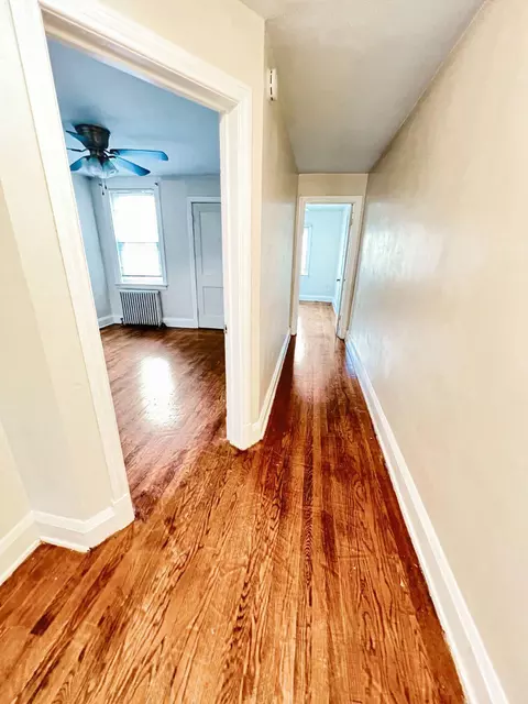 Entry Way - 4717 Frederick Ave, Baltimore, MD 21229 photo 2 of 2