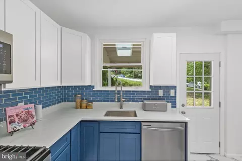 2318 Cloville Ave, Baltimore, MD 21214 photo 14